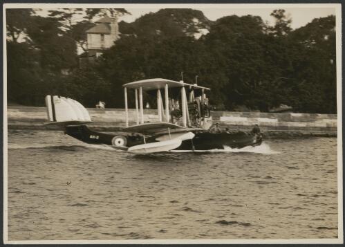 Supermarine Southampton flying boat (A11-2), Sydney, 1935 [picture] / Sydney Morning Herald and Sydney Mail