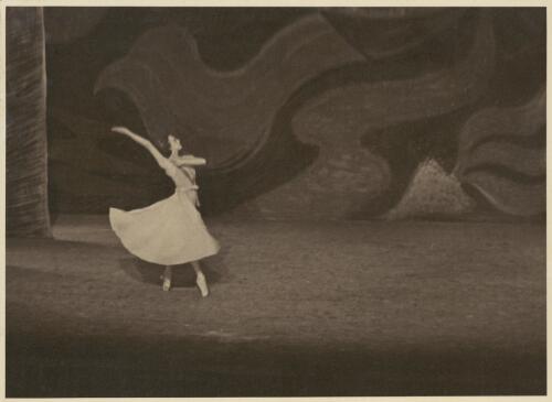 Tamara Grigorieva as Action, in Les presages, Covent Garden Russian Ballet, Australian tour, His Majesty's Theatre, Melbourne, April, 1939 (1) [picture] / Hugh P. Hall
