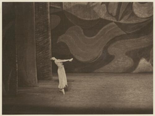 Tamara Grigorieva as Action, in Les presages, Covent Garden Russian Ballet, Australian tour, His Majesty's Theatre, Melbourne, April, 1939 (3) [picture] / Hugh P. Hall