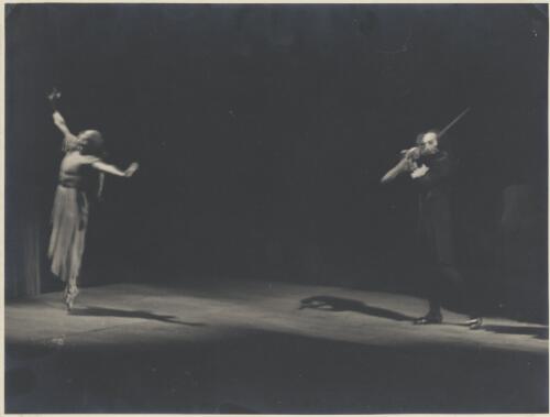 Tamara Grigorieva as Guile (?) (left) and Dimitri Rostoff as Paganini (right), in Paganini, Original Ballet Russe, Australian tour, His Majesty's Theatre, Melbourne, March 1940 [picture] / Hugh P. Hall