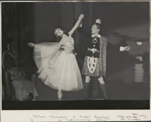 Tatiana Stepanova as La Sylphide (left), Michel Panaieff as the Scotsman (right), and artists of the company, in Graduation ball, The Original Ballet Russe, Australian tour, His Majesty's Theatre, Melbourne, 1940 (3) [picture] / Hugh P. Hall