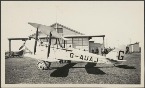 Close view of a Moth biplane, G-AUAJ at Mascot, Sydney, August 1926 [picture]