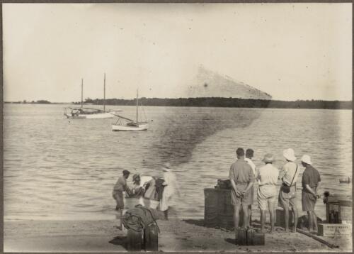 Arrival of scientists from Cairns, Low Islands, Queensland, 1928 [picture]