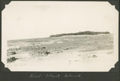 East Strait Island, Queensland, ca. 1928 [picture] / Charles Maurice Yonge