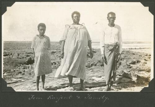 Portrait of Tom Sarjent  and family, Meer Island, Queensland, ca. 1928 [picture] / Charles Maurice Yonge