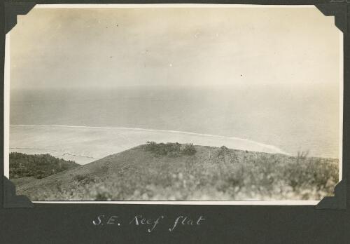 Southeast reef flat, Meer Island, Queensland, ca. 1928 [picture] / Charles Maurice Yonge