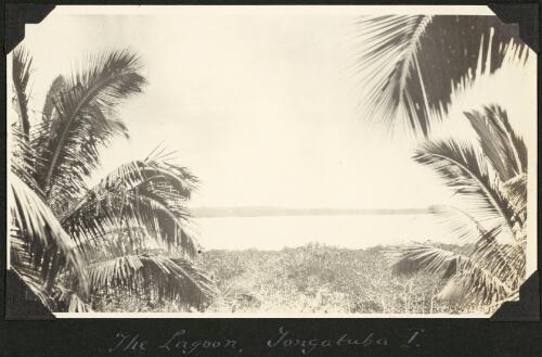 The lagoon at Tongatabu, Tonga, 1929 [picture] / C.M. Yonge