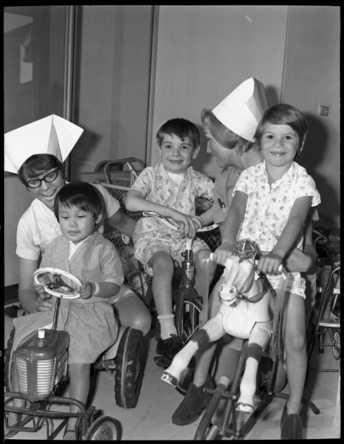 Two unidentified nurses with children at a new childminding centre, St. Margaret's Childrens Hospital, Sydney, 16 October 1970 [3] [picture] / John Mulligan