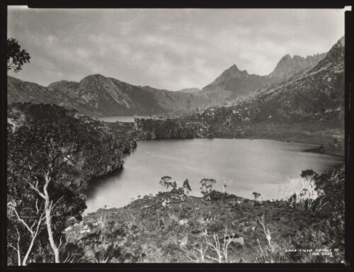 Lake Lilla, Cradle Mountain, 1905 [picture] / Spurling