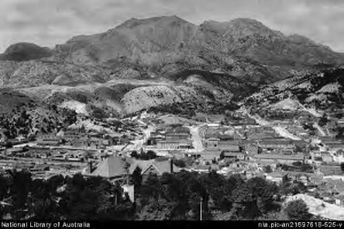 Queenstown (best shot) Mount Owen in rear, Tasmania, ca. 1935 [picture] / Spurling
