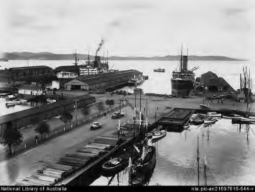 Hobart Wharves [picture] / Spurling