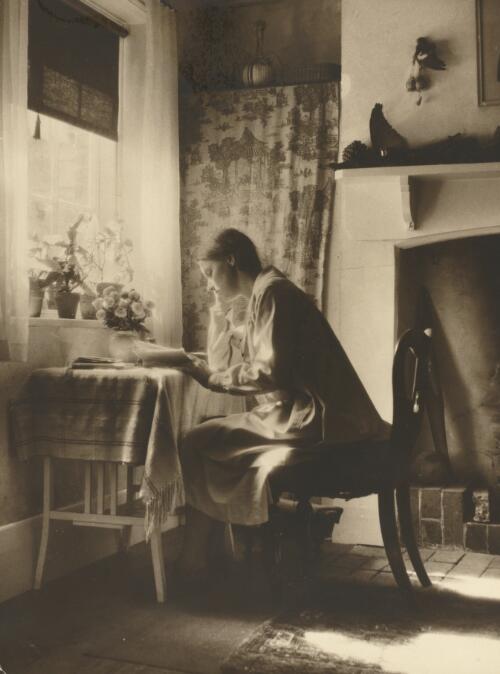 Nora Heysen seated at desk, studio in Hahndorf [picture]