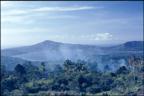 Blanche Bay (2) Rabaul, New Britain, Papua New Guinea, 1971 [picture] / Terence and Margaret Spencer