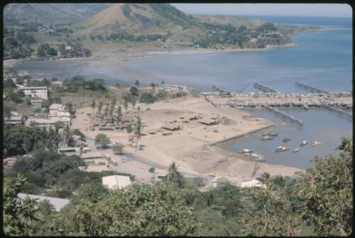 Causeway and marina (4) Port Moresby, Papua New Guinea, 1975 [picture] / Terence and Margaret Spencer