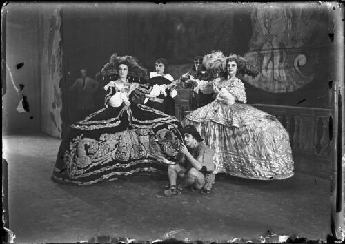 Tamara Grigorieva, Irina Zarova, Alberto Alonso (as the Dwarf in front), Georges Skibine and Nicolas Ivangin in Pavane, Original Ballet Russe Australian tour [1] [picture]