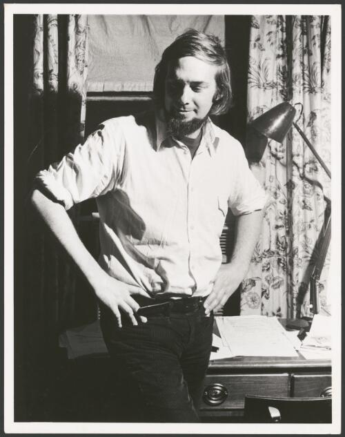 Portrait of Craig McGregor taken during an oral history interview, 27 April 1970 [picture] / Hazel de Berg