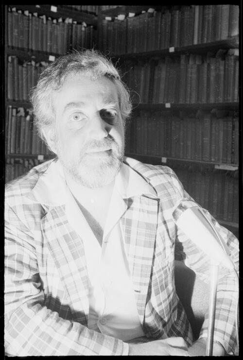 Portrait of Morris Lurie taken during an oral history interview,1 March 1978 [picture] / Hazel de Berg