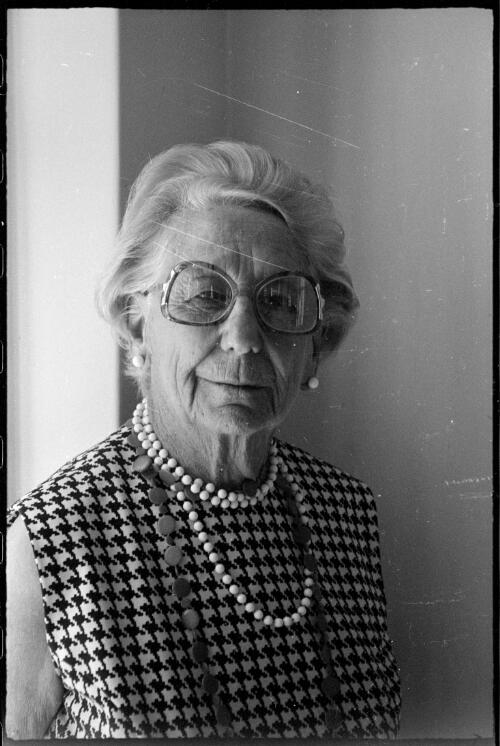 Portrait of Lorna Byrne Hayter taken during an oral history interview, 13 February 1978 [picture] / Hazel de Berg