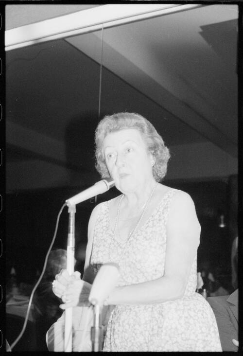 Maria Gillespie at the Pen dinner 15 March 1983 [picture] / Hazel de Berg