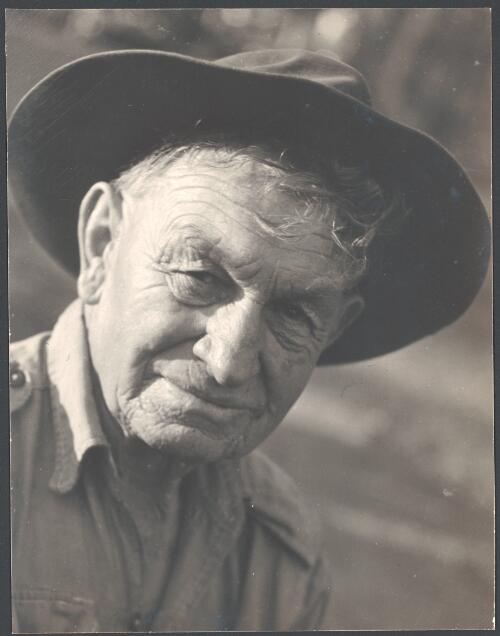 Portrait of 'Old Bill' Muller [picture] / Arthur Groom