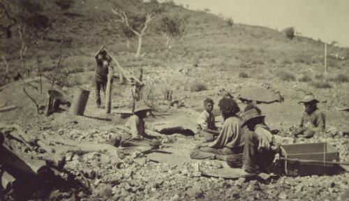 Wolfram claim, Wauchope Creek, [Northern Territory, ca. 1920] [picture] / [John Newlands]