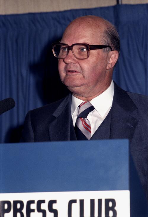 Portrait of South African Ambassador, C. A. Bastiaanse at the National Press Club, Canberra, 28 November, 1985 [picture]