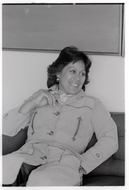 [Portrait of Kiri Te Kanawa, at a conference, August 1978] [picture] / Don McMurdo