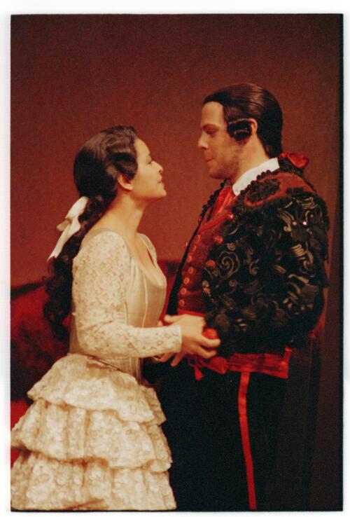[Portrait of Kerry Henderson as Figaro and Miriam Gormley as Susanna in The marriage of Figaro, the Australian Opera, October 1995] [picture] / Don McMurdo