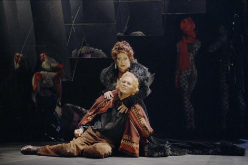 [Opera Australia performance of Tannhauser, Tannhauser with Venus, January 1998] [picture] / Don McMurdo