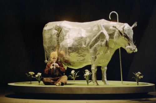 [Opera Australia performance of Tannhauser, shepherd boy playing a pipe, January 1998] [picture] / Don McMurdo