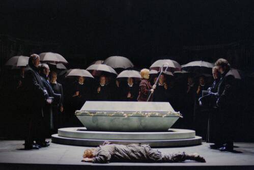 [Opera Australia performance of Tannhauser, Tannhauser dies of grief next to Elisabeth's bier, January 1998] [picture] / Don McMurdo
