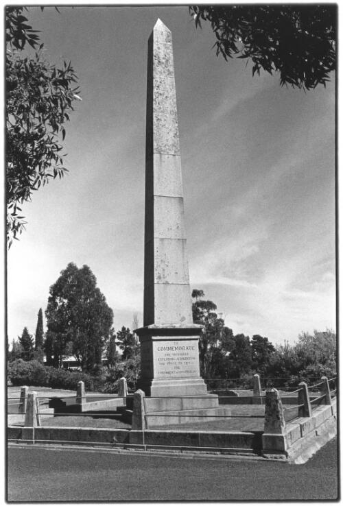 The Burke Memorial, Wills Street, Castlemaine, Victoria, October, 2001 [picture] / Jon Rhodes