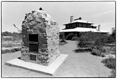 Stone cairn to Charles Sturt and Burke, Wills, Gray and King in the grounds of the National Parks and Wildlife Service, Innamincka, South Australia, November, 2001 [picture] / Jon Rhodes