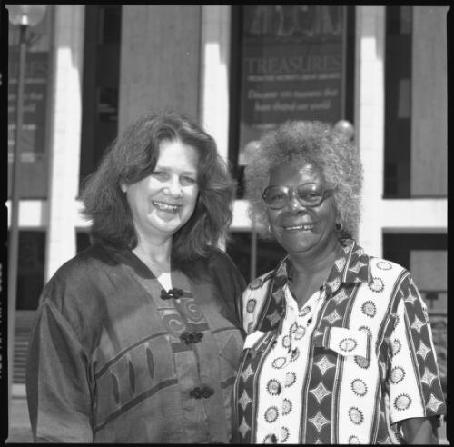 Collection of portraits of Bonita Mabo, National Library of Australia, Canberra, A.C.T., Dec. 13, 2001 [picture] / Loui Seselja