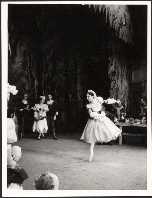 National Theatre Ballet performance of Swan lake, Act 1, Princess Theatre, 1951 [picture] / Walter Stringer
