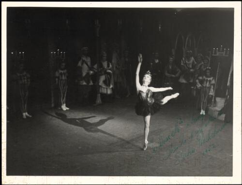 Portrait of Strelsa Heckelman in Swan lake, Act 3, National Theatre Ballet, 1952 [picture] / Walter Stringer