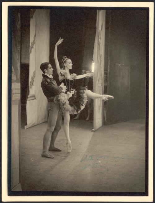 Ballet Rambert performance of Gala Performance, starring Frank Staff and Joyce Graeme, Princess Theatre, 1947, [1] [picture] / Walter Stringer