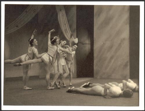 Ballet Rambert performance of Czernyana, Princess Theatre, 1947, [1] [picture] / Walter Stringer