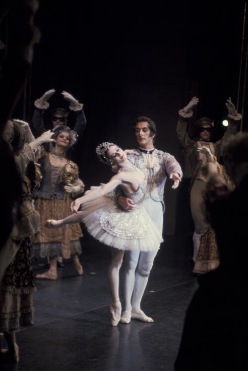 Lucette Aldous, Garth Welch and artists of the Australian Ballet in 'Cinderella', Melbourne, Palais Theatre, 1973 [transparency] / Walter Stringer