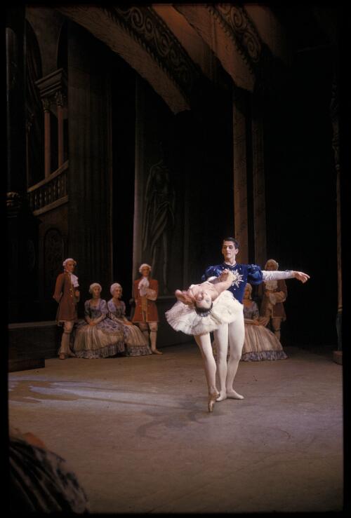 Garth Welch and Marilyn Jones in Aurora's wedding, Borovansky Ballet, c. 1958 [transparency] / Walter Stringer