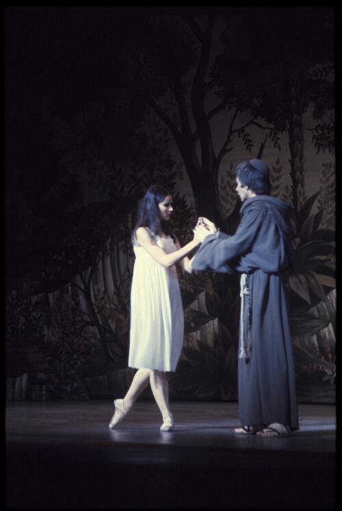 Marilyn Rowe as Juliet and Colin Peasley as Friar Laurence in the Australian Ballet production of John Cranko's 'Romeo and Juliet', 1975 [transparency] / Walter Stringer