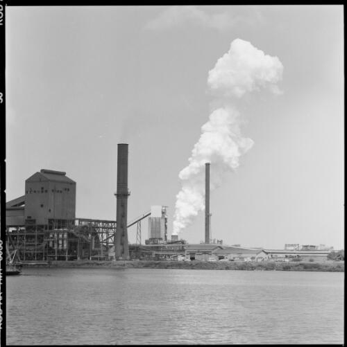 [View of sinter plant from Hunter River, Newcastle, New South Wales] [picture] / [Loui Seselja]
