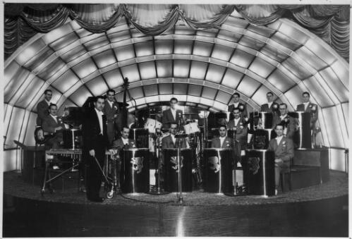Bob Lyons and his Serenade in Blue at the Trocadero, 1939-1940 [picture]