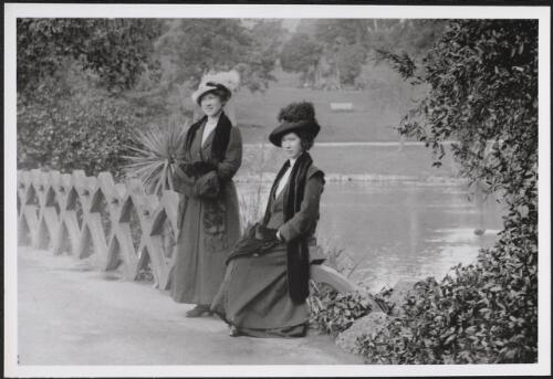 Portrait of Maud Shing and Ellen Shing, Sydney, ca. 1905-6 [picture]