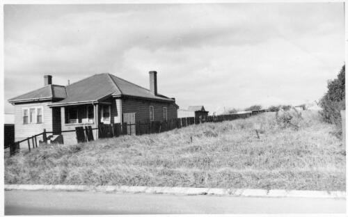 Side view of Goodall's cottage and P.W.D. land,  Port Kembla, July, 1958 [picture]
