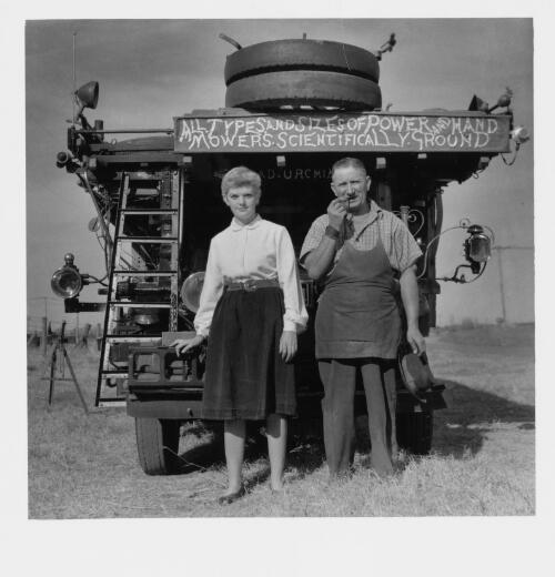 The tinker, Harold Wright, and his daughter, Narrandera, New South Wales, 1953 [picture] / Jeff Carter