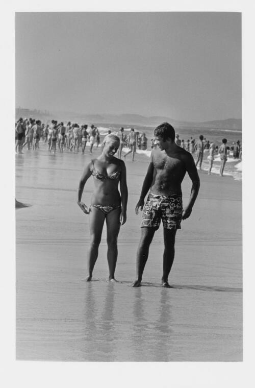 Body language, Surfers Paradise, 1965 [picture] / Jeff Carter