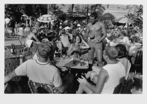 Apres surf in Surfers Paradise beer garden, 1965 [picture] / Jeff Carter