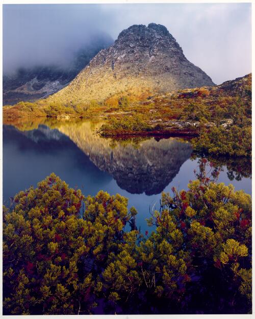 Morning light on Little Horn, Cradle Mountain-Lake St. Clair National Park, Tasmania, 1995 [picture] / Peter Dombrovskis