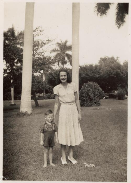 Marjorie Tange with son Christopher, Havana, Cuba, 1947 [picture]